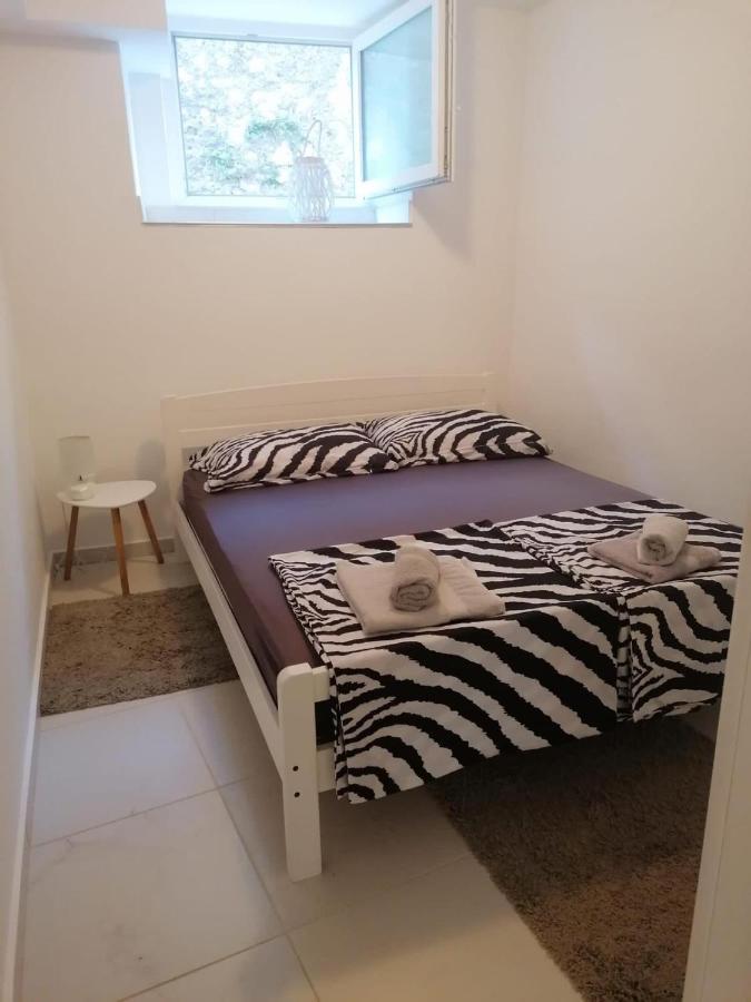Apartmani Kristina Crikvenica Eksteriør bilde