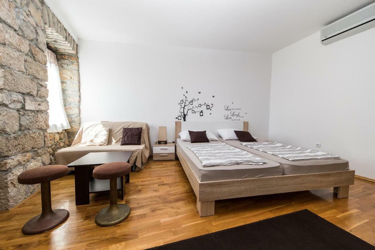 Apartmani Kristina Crikvenica Eksteriør bilde