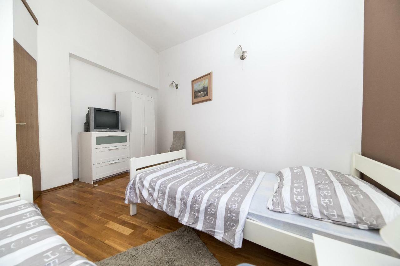 Apartmani Kristina Crikvenica Eksteriør bilde