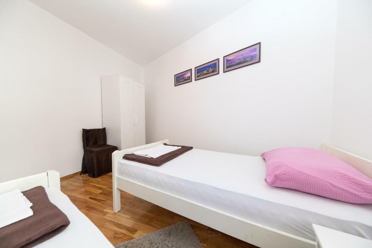 Apartmani Kristina Crikvenica Eksteriør bilde