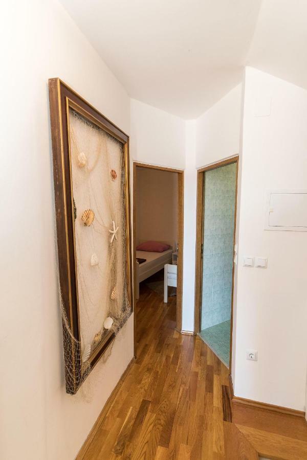 Apartmani Kristina Crikvenica Eksteriør bilde
