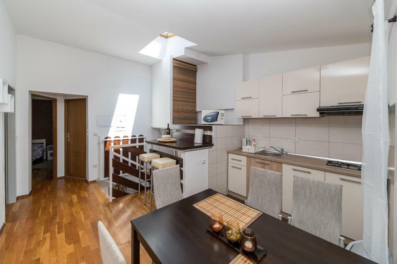 Apartmani Kristina Crikvenica Eksteriør bilde