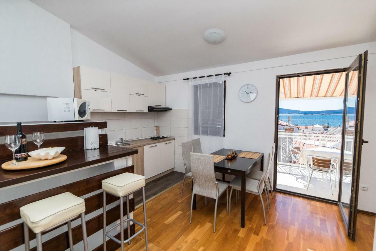 Apartmani Kristina Crikvenica Eksteriør bilde